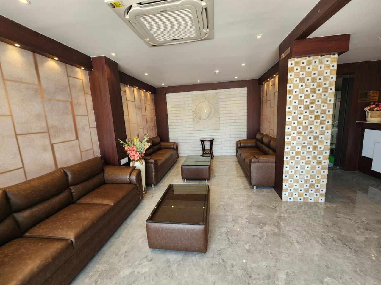 Blue Waves Hotel Tajpur Exterior foto