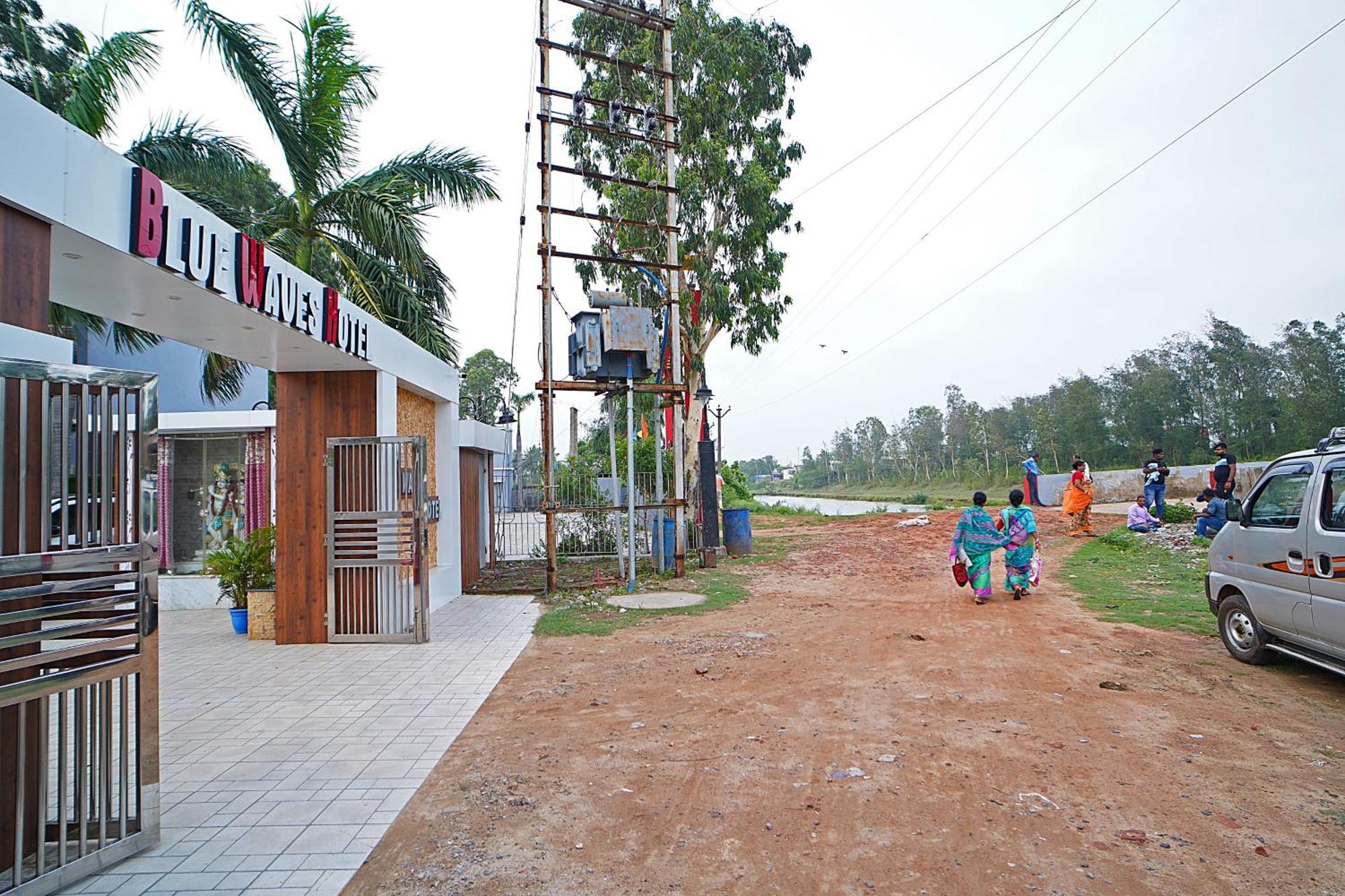 Blue Waves Hotel Tajpur Exterior foto