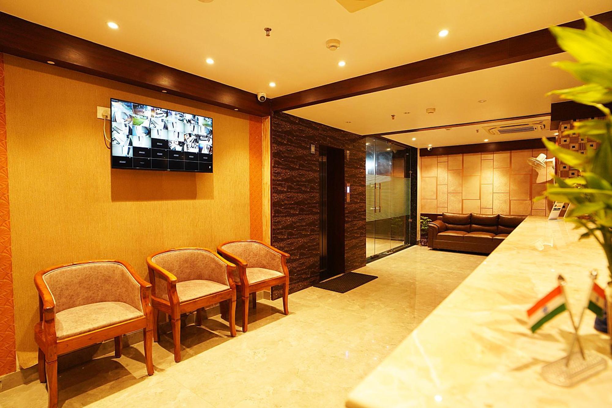 Blue Waves Hotel Tajpur Exterior foto
